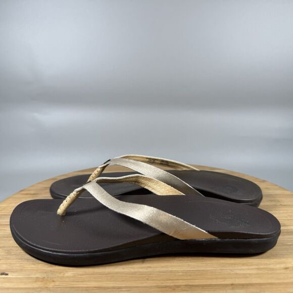 S Olukai Ho’opio Women’s Sandals Leather Flip-Flops Brown Gold Size 5‎ - Picture 3 of 6